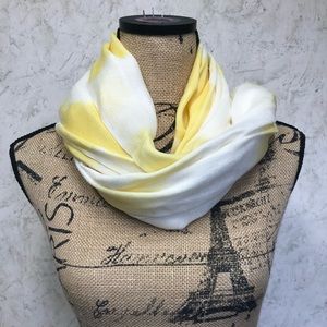 Yellow ombré Pashmina scarf NWOT